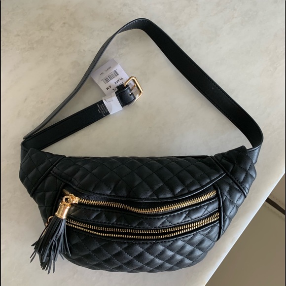 Pella Ip Blue Handbags - NWT FANNY PACK perfect condition 2 zipper pockets